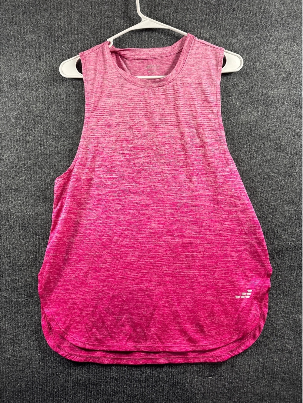 BCG Womens Medium Pink Ombre Sleeveless Athletic Workout Tank Top Activewear